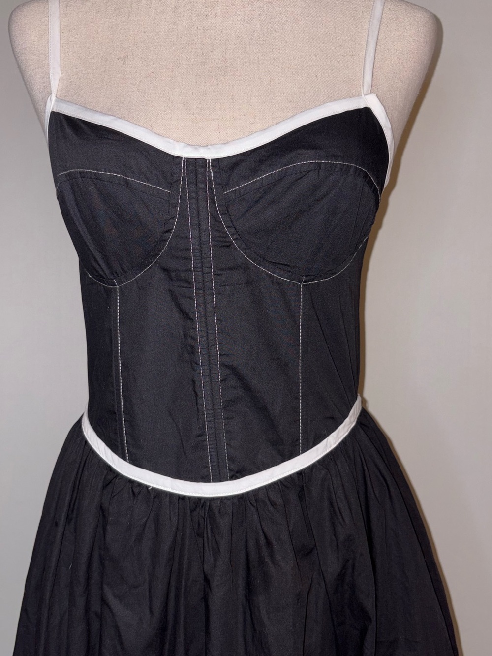 Moon River Bustier Black and White Contrast Midi Dress Size Small